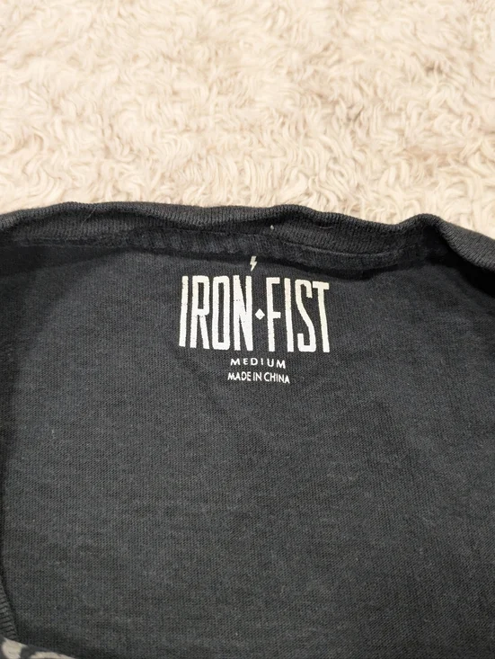 Iron Fist Skeletal Sternum Shirt Sz M - Picture 4 of 7